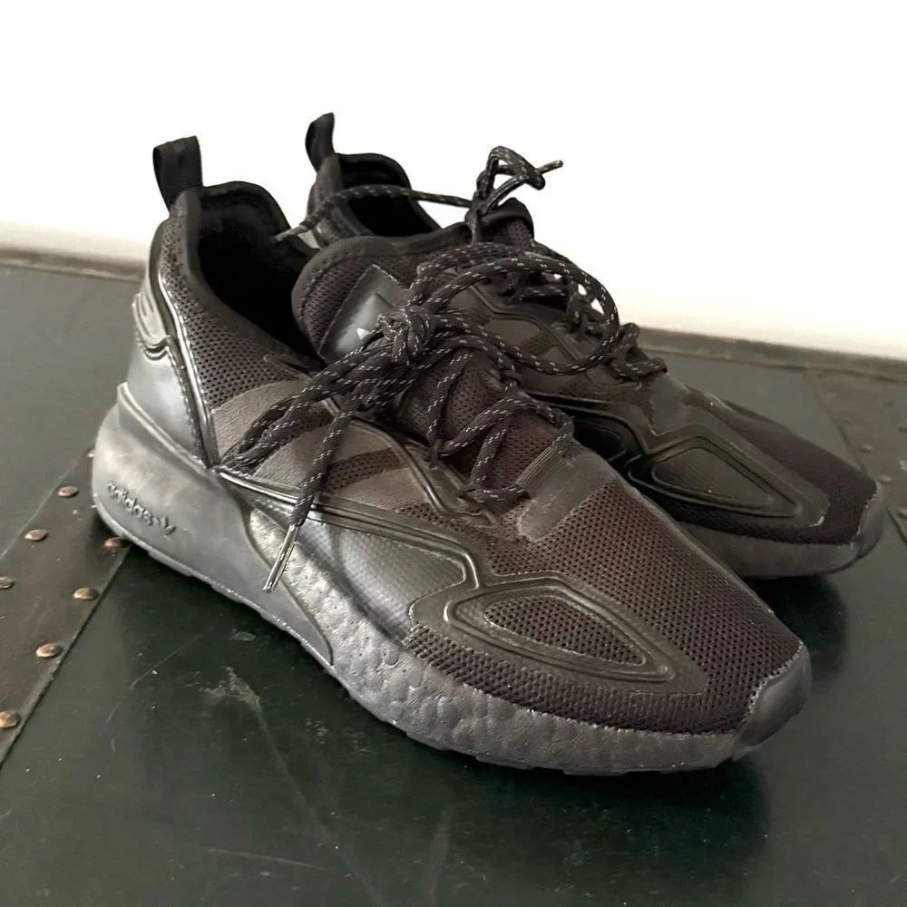 Adidas Boost Sneakers Tennis Athletic Shoe Size Woman 6
